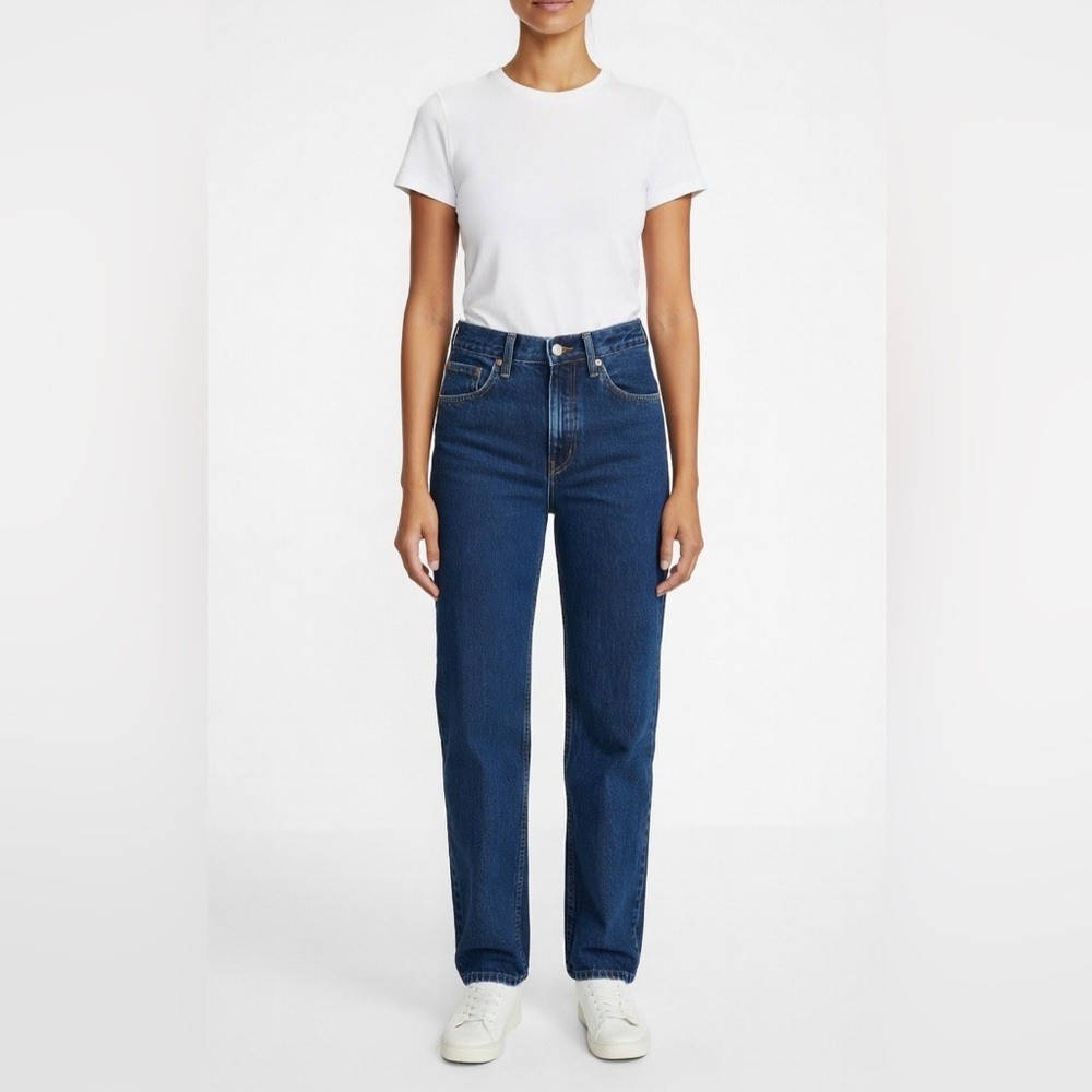 Levi's 550 womens classic relaxed tapered jeans size 4 Petite Medium New